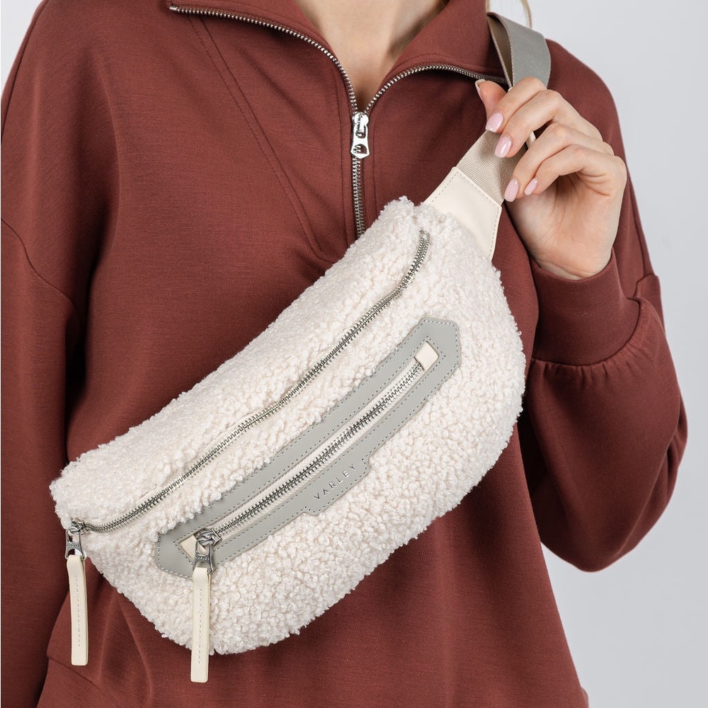 Varley Sherpa Belt Bag